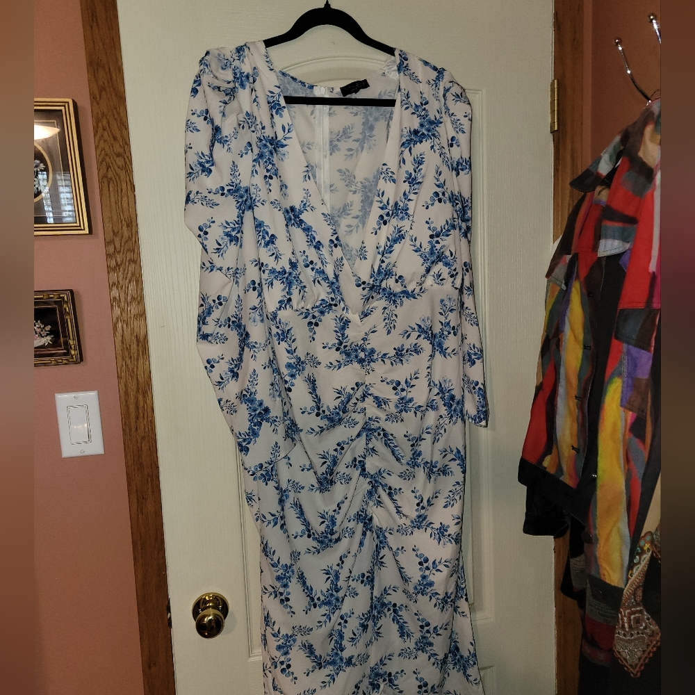 Midi Dress - White and Blue pattern